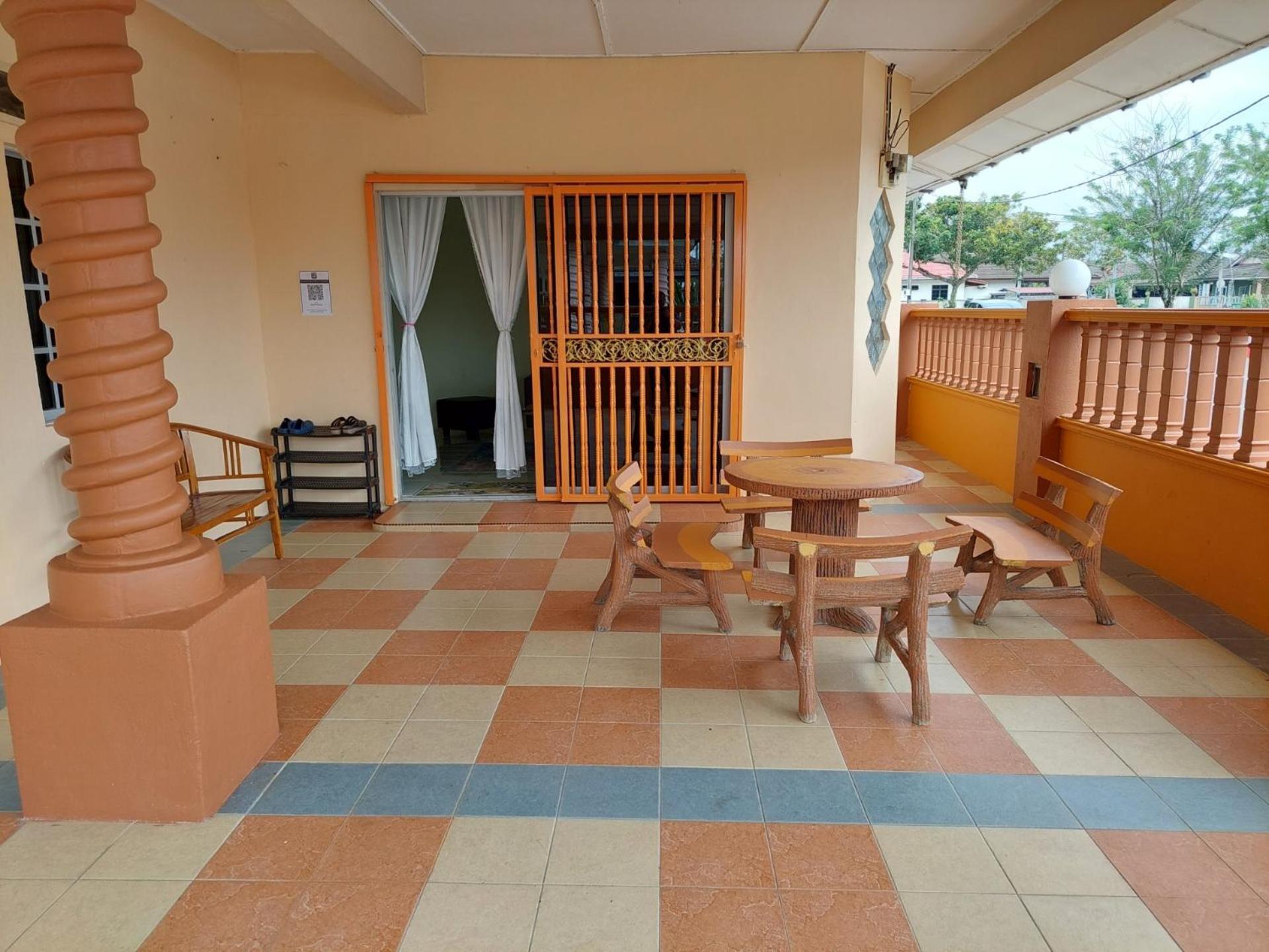 Adeeba Homestay Куантан Екстер'єр фото